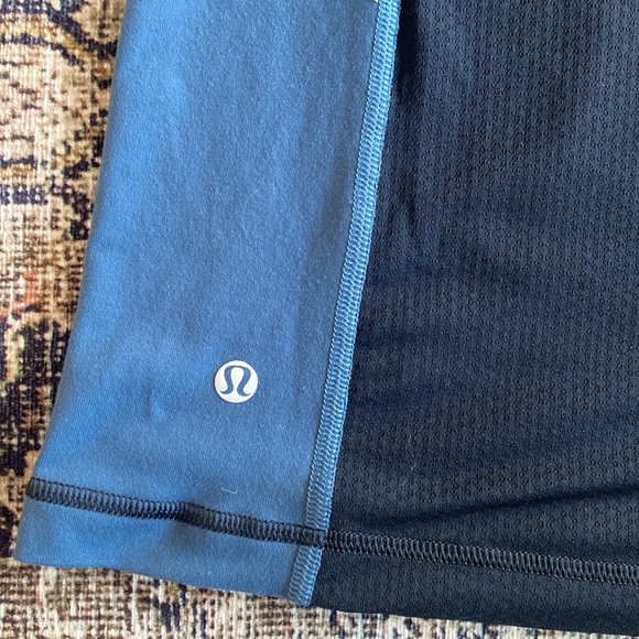lululemon tank size 8 - Picture 3 of 4
